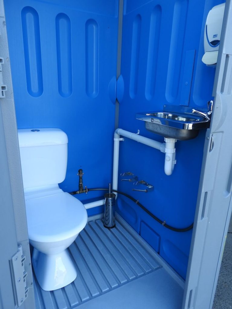 Luxury Portable Sewer Connect Toilet Units - Ozzy Outhouse Hire